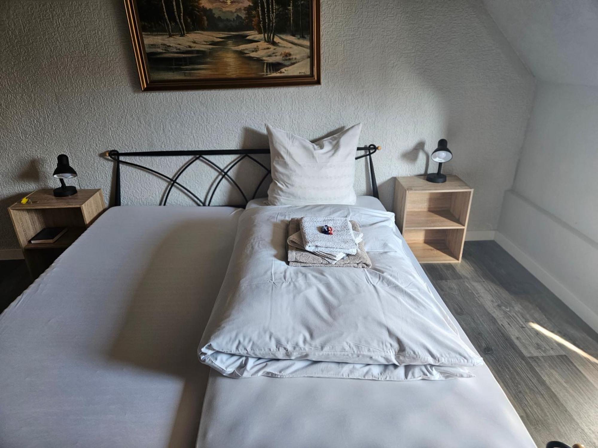 Hotel Zur Schmiede Heiningen Экстерьер фото