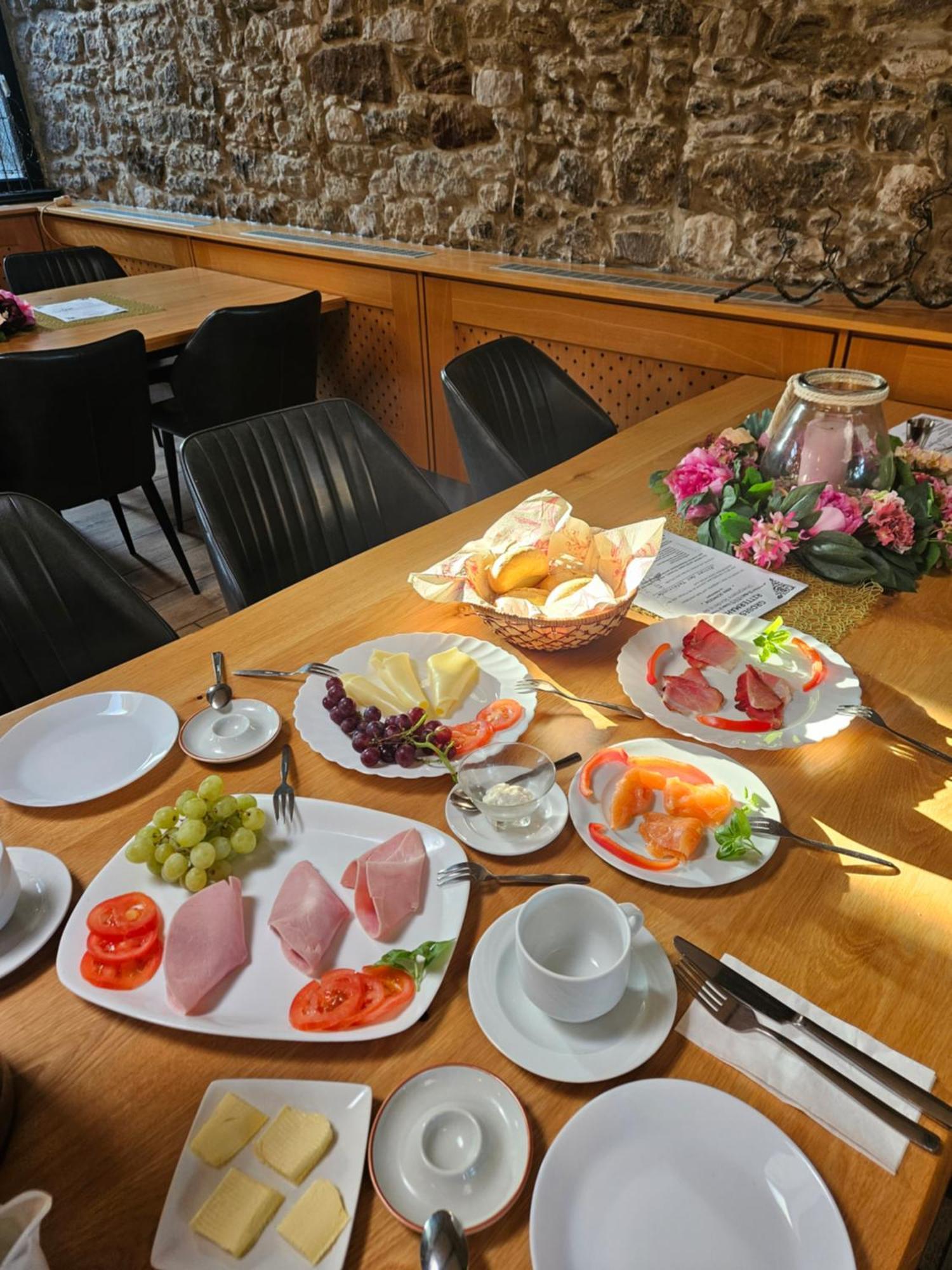 Hotel Zur Schmiede Heiningen Экстерьер фото